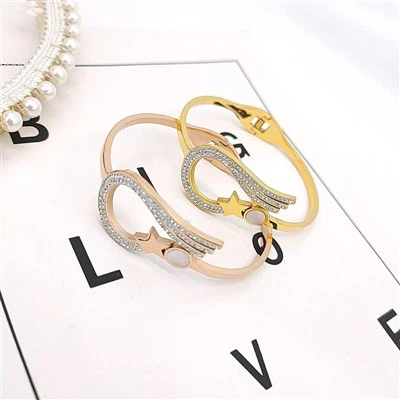 White Shell Five-Pointed Star Bracelet